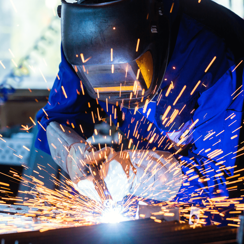 Moderne Schweißtechnik und Metallbau bei Aquarius Industries in Wildeshausen